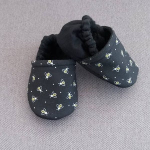 Black bee Baby shoes, Gold Bee soft baby shoes