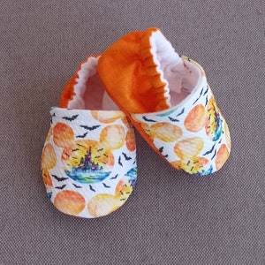 Halloween - Castle baby shoes
