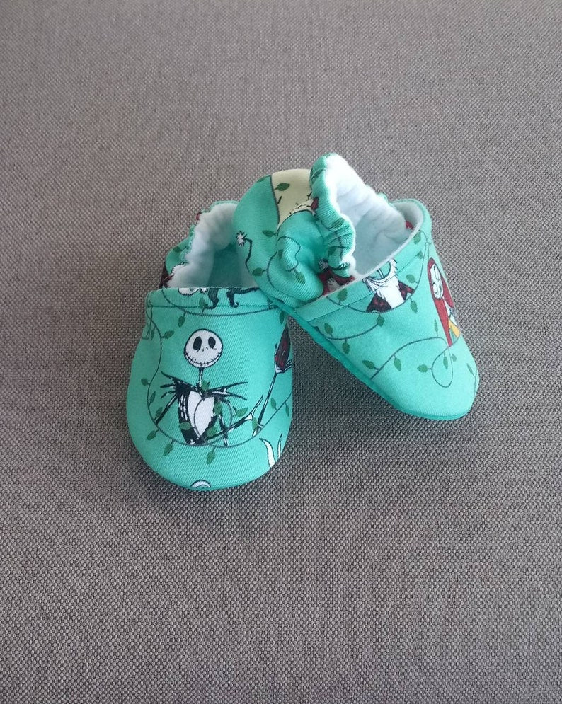 Christmas baby shoes