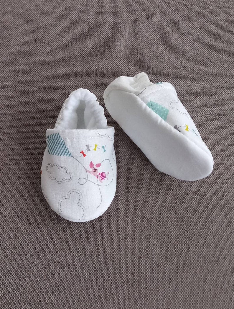 Bear baby soft shoes, Pooh inspired baby shoes