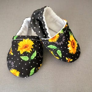 Sunflower baby shoes, Floral baby shoes