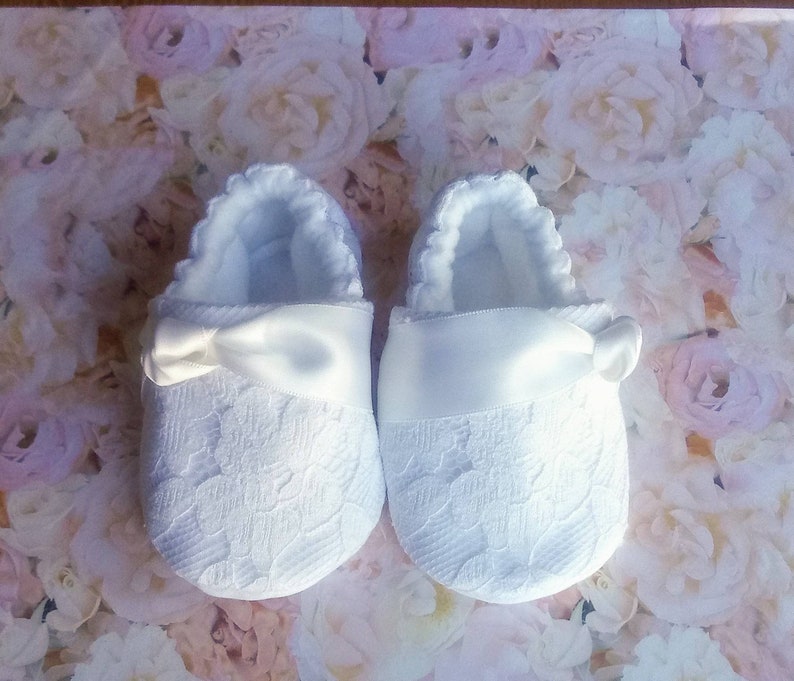 White cotton with lace Baby shoes