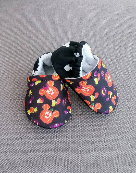 Mickey Halloween - Candy corn baby shoes