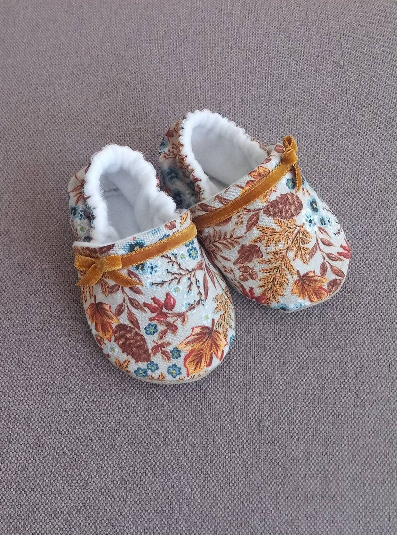 Floral baby shoes , Wildflowers baby shoes