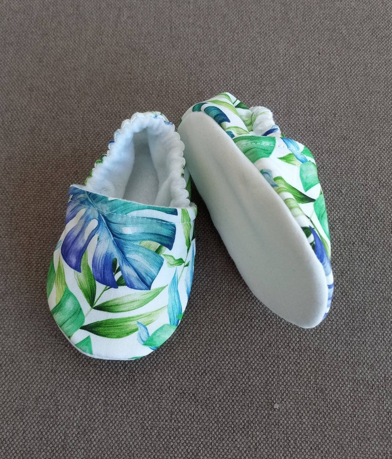 Tropical palms baby shoes