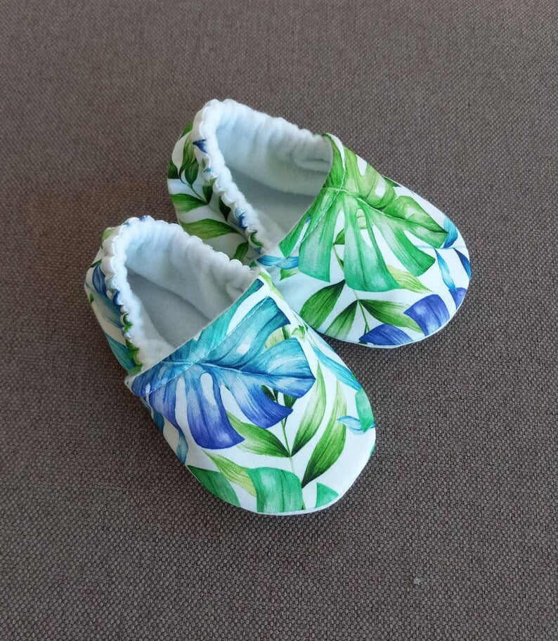 Tropical palms baby shoes