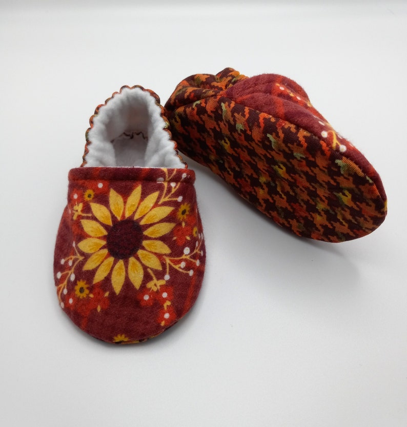 Fall theme sunflower baby shoes, Floral baby shoes