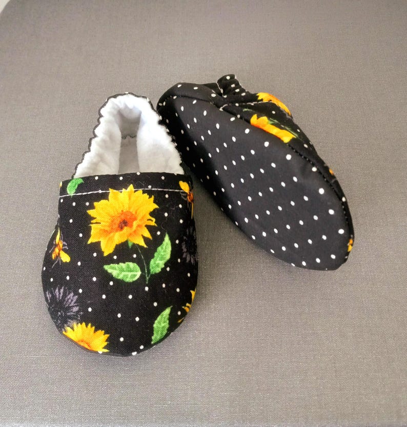 Sunflower baby shoes, Floral baby shoes