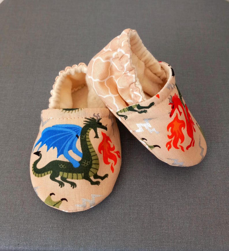 Dragon baby soft shoes