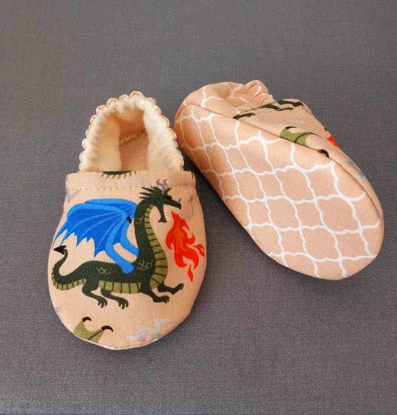 Dragon baby soft shoes
