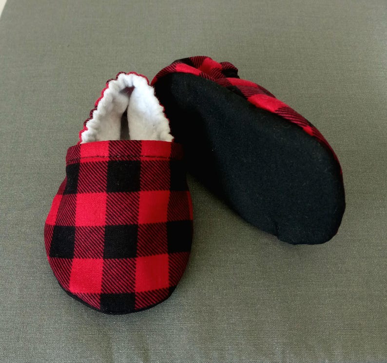 Buffalo plaid Baby shoes - Holiday theme babys shoes